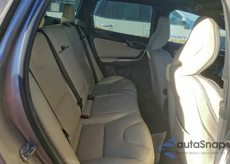 2015 Volvo Xc60 T5 Platinum из США, поврежденный, VIN YV440MDD2F2559341